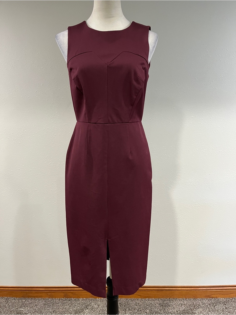 Metaphor Sleeveless Burgundy Sheath‎ business Dress Size 8